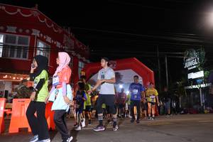 BIB: 
                            <button type="button" onclick="openModal(26228940)" class="btn btn-primary btn-sm float-right btn-popup" data-toggle="modal" data-target=".modal-high-quality">
                        <i class="fas fa-shopping-cart"></i> Add to Cart
                    </button>
                                            <button type="button" onclick="isThisMe(26228940, true)" class="btn btn-success btn-sm float-right btn-popup btn-isme hidden" data-toggle="tooltip" data-placement="bottom" title="นี่คือรูปของคุณใช่ไหม คลิกที่นี่เพื่อเอาเข้าอัลบั้ม">
                        <i class="fas fa-plus"></i> Add to album
                    </button>
                    <button type="button" onclick="isThisMe(26228940, false)" class="btn btn-warning btn-sm float-right btn-popup btn-isnotme hidden">
                        <i class="fas fa-ban"></i> Remove from album
                    </button>